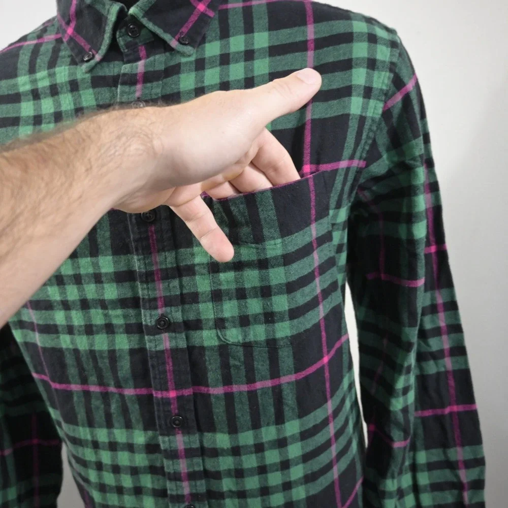 Banana Republic Flannel Button Up Mens Medium Untucked Standard Fit Green Plaid